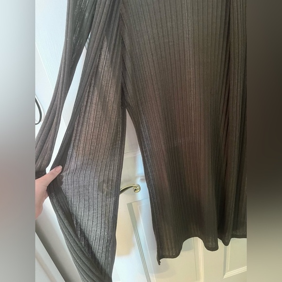 Women’s Long Maxi Long-Sleeve Cardigan Sweater with Slits - Picture 6 of 7